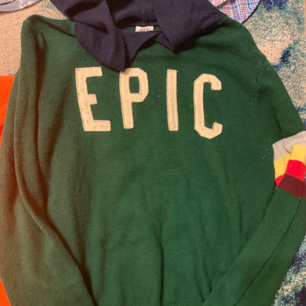 Boys EPIC gap sweater hoodie. Size xl